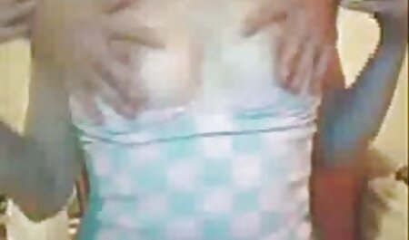 चिकित्सा परीक्षा के लिए रेनाटा घर का फुल सेक्सी मूवी वीडियो में कपड़ा
